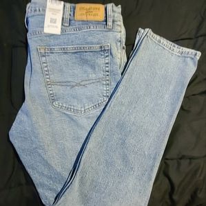 Levis slim fit jeans